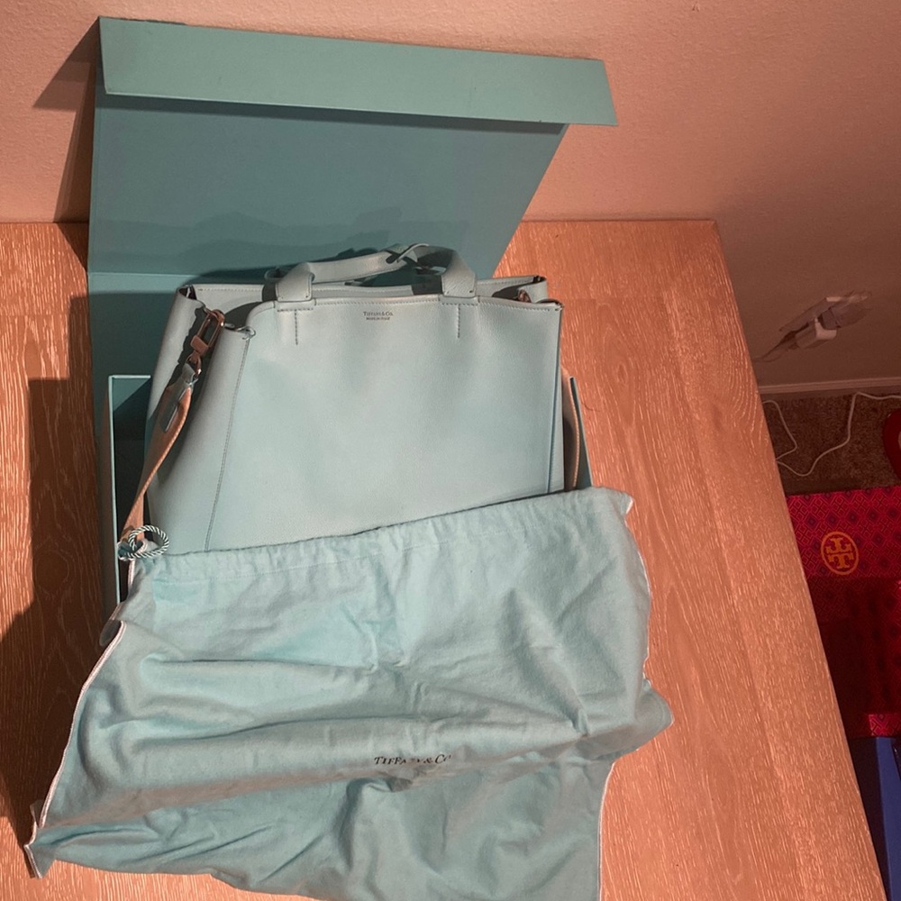 Tiffany calf leather bag.